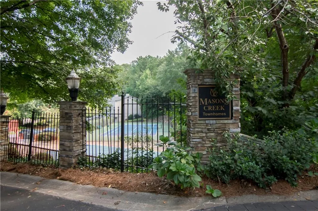 1104 Masons Creek Circle Unit 1104, Sandy Springs, Georgia 30350, 3 Bedrooms Bedrooms, ,2 BathroomsBathrooms,Residential,Sold,1104 Masons Creek Circle Unit 1104,6940244