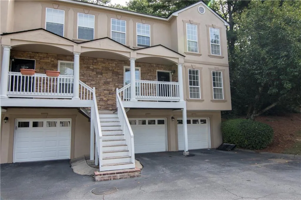 1104 Masons Creek Circle Unit 1104, Sandy Springs, Georgia 30350, 3 Bedrooms Bedrooms, ,2 BathroomsBathrooms,Residential,Sold,1104 Masons Creek Circle Unit 1104,6940244