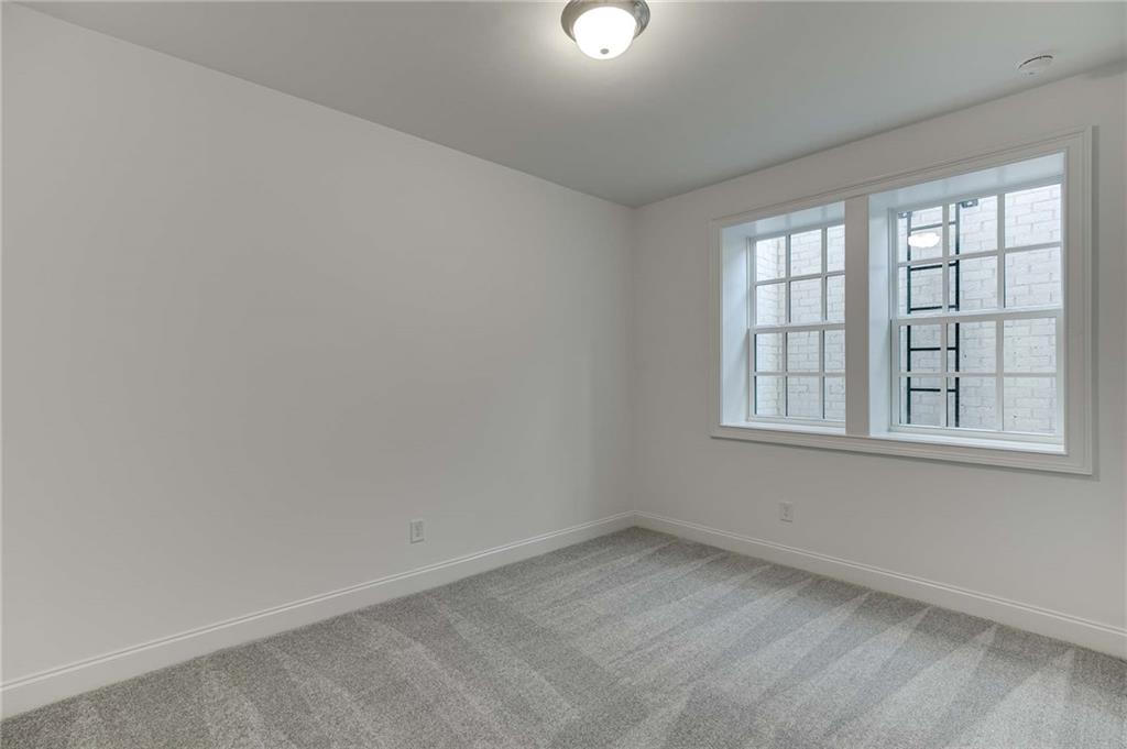The terrace bedroom is great for privacy for your guests.