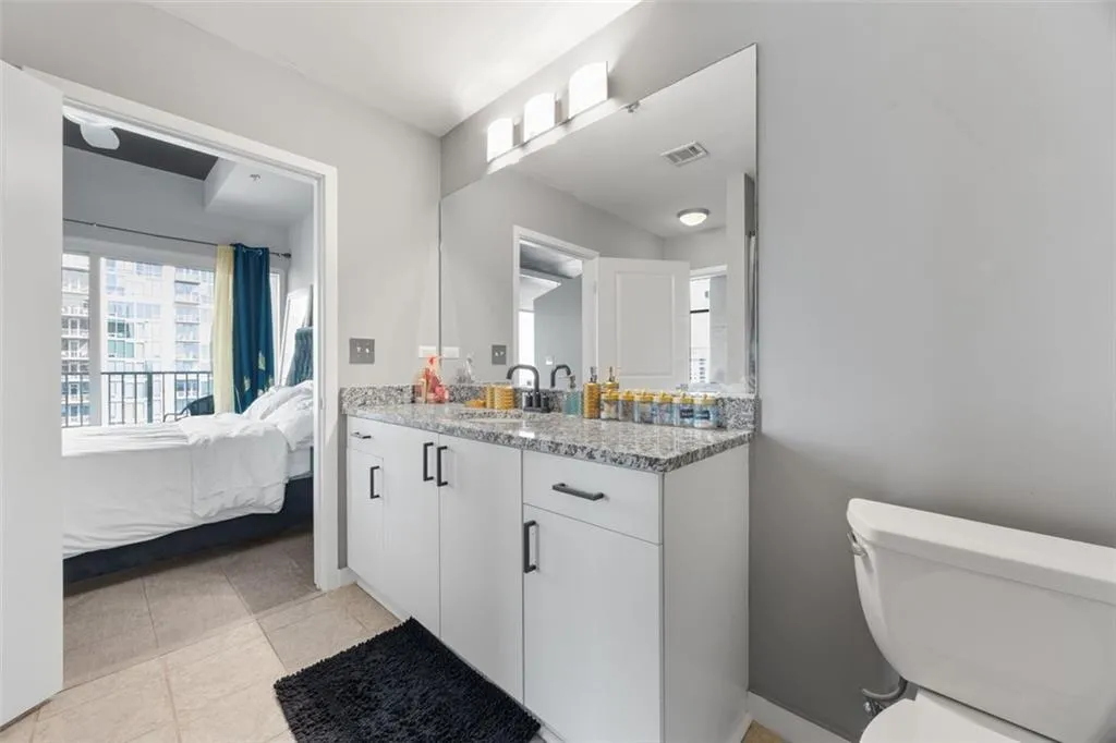 250 Pharr Road Ne Unit 1702, Atlanta, Georgia 30305, 1 Bedroom Bedrooms, ,1 BathroomBathrooms,Residential,For Sale,250 Pharr Road Ne Unit 1702,7625902