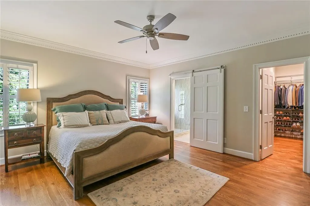 486 Huntcliff Green, Sandy Springs, Georgia 30350, 5 Bedrooms Bedrooms, ,4 BathroomsBathrooms,Residential,Sold,486 Huntcliff Green,5998301