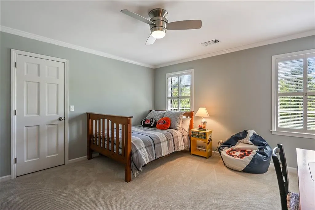 486 Huntcliff Green, Sandy Springs, Georgia 30350, 5 Bedrooms Bedrooms, ,4 BathroomsBathrooms,Residential,Sold,486 Huntcliff Green,5998301