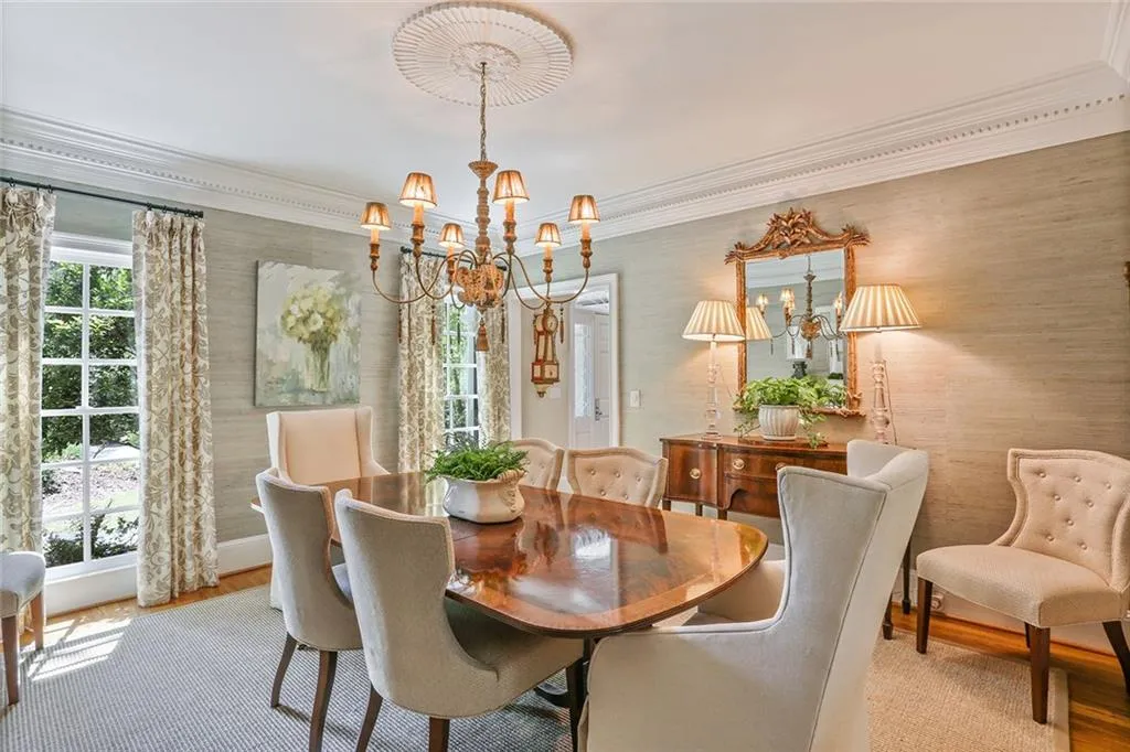 486 Huntcliff Green, Sandy Springs, Georgia 30350, 5 Bedrooms Bedrooms, ,4 BathroomsBathrooms,Residential,Sold,486 Huntcliff Green,5998301