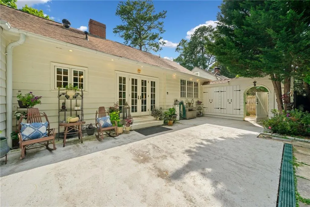 970 Lindbergh Drive Ne, Atlanta, Georgia 30324, 2 Bedrooms Bedrooms, ,1 BathroomBathrooms,Residential,For Sale,970 Lindbergh Drive Ne,7614866
