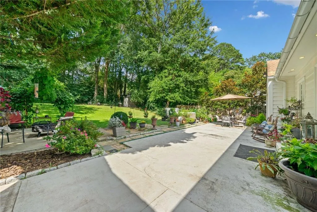 970 Lindbergh Drive Ne, Atlanta, Georgia 30324, 2 Bedrooms Bedrooms, ,1 BathroomBathrooms,Residential,For Sale,970 Lindbergh Drive Ne,7614866