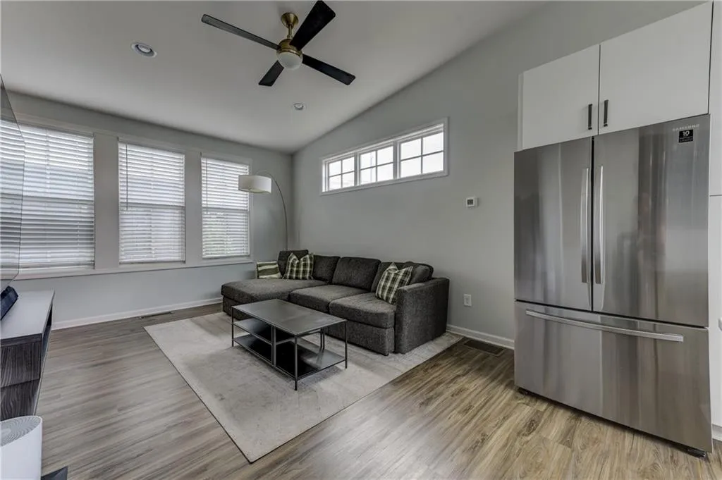 900 Brees Court, Atlanta, Georgia 30318, 2 Bedrooms Bedrooms, ,2 BathroomsBathrooms,Residential,For Sale,900 Brees Court,7631877