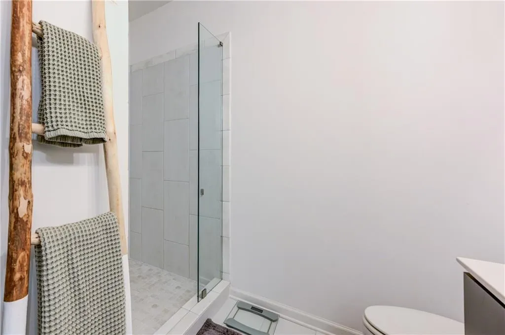 900 Brees Court, Atlanta, Georgia 30318, 2 Bedrooms Bedrooms, ,2 BathroomsBathrooms,Residential,For Sale,900 Brees Court,7631877