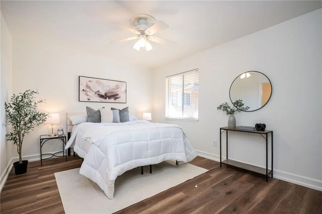 346 Carpenter Drive Unit 22, Atlanta, Georgia 30328, 2 Bedrooms Bedrooms, ,2 BathroomsBathrooms,Residential,For Sale,346 Carpenter Drive Unit 22,7697749