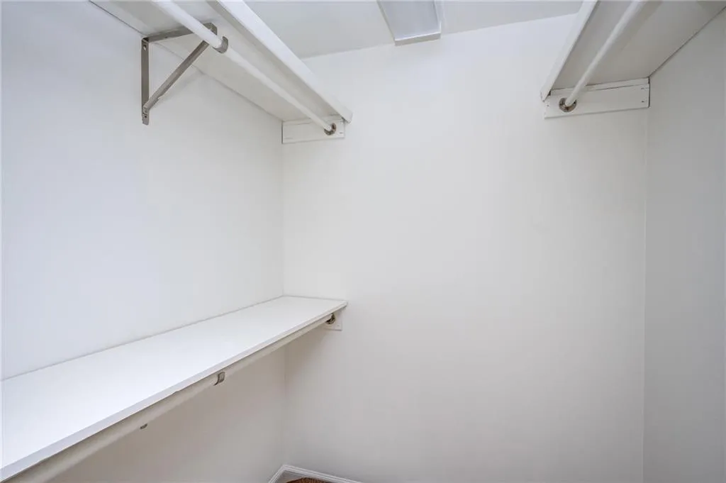346 Carpenter Drive Unit 22, Atlanta, Georgia 30328, 2 Bedrooms Bedrooms, ,2 BathroomsBathrooms,Residential,For Sale,346 Carpenter Drive Unit 22,7697749