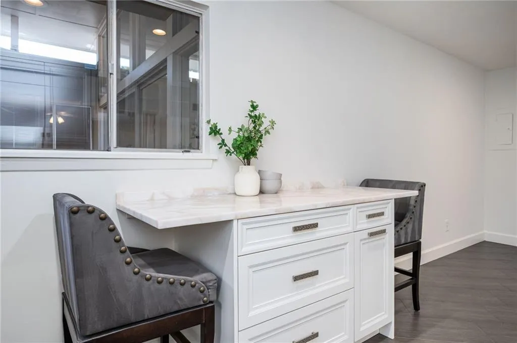 346 Carpenter Drive Unit 22, Atlanta, Georgia 30328, 2 Bedrooms Bedrooms, ,2 BathroomsBathrooms,Residential,For Sale,346 Carpenter Drive Unit 22,7697749
