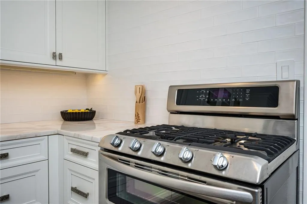 346 Carpenter Drive Unit 22, Atlanta, Georgia 30328, 2 Bedrooms Bedrooms, ,2 BathroomsBathrooms,Residential,For Sale,346 Carpenter Drive Unit 22,7697749