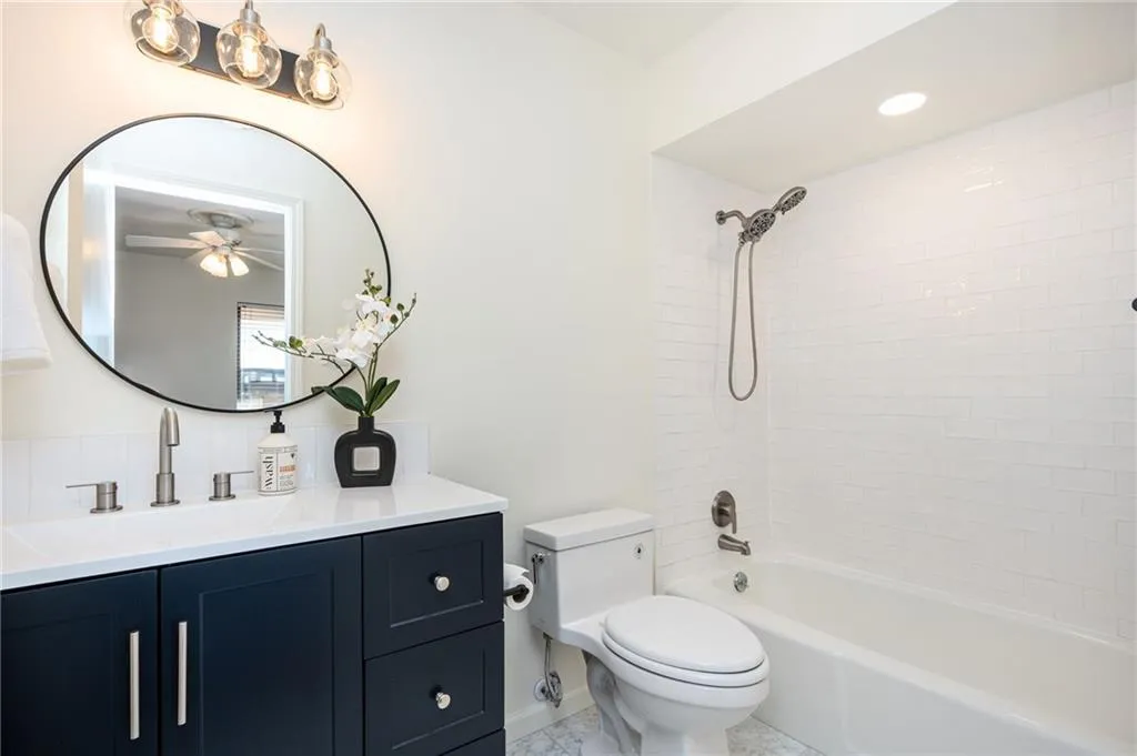 346 Carpenter Drive Unit 22, Atlanta, Georgia 30328, 2 Bedrooms Bedrooms, ,2 BathroomsBathrooms,Residential,For Sale,346 Carpenter Drive Unit 22,7697749