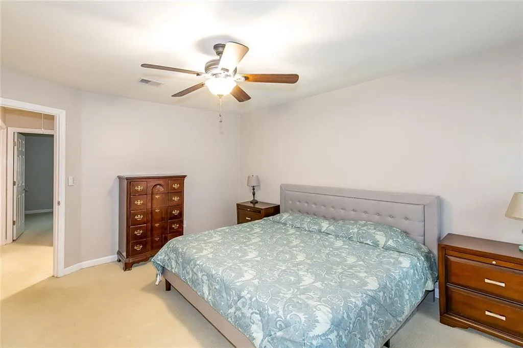 22 Huntington Place Drive, Sandy Springs, Georgia 30350, 3 Bedrooms Bedrooms, ,2 BathroomsBathrooms,Residential,Sold,22 Huntington Place Drive,6833366