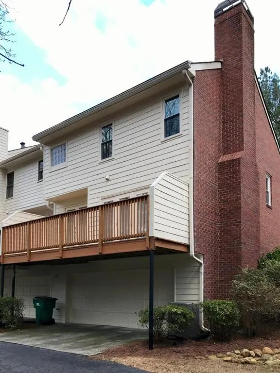 22 Huntington Place Drive, Sandy Springs, Georgia 30350, 3 Bedrooms Bedrooms, ,2 BathroomsBathrooms,Residential,Sold,22 Huntington Place Drive,6833366