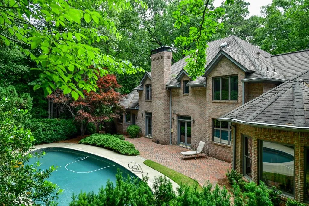 5520 Glen Errol Road, Sandy Springs, Georgia 30327, 4 Bedrooms Bedrooms, ,3 BathroomsBathrooms,Residential,Sold,5520 Glen Errol Road,6017589