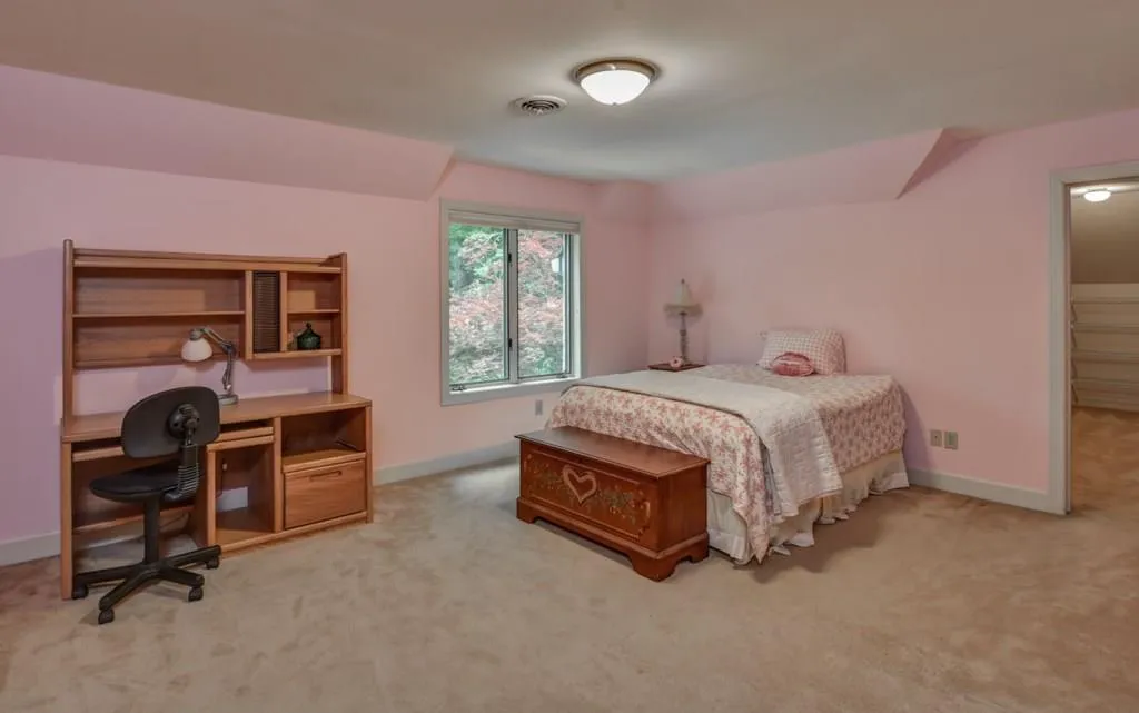 5520 Glen Errol Road, Sandy Springs, Georgia 30327, 4 Bedrooms Bedrooms, ,3 BathroomsBathrooms,Residential,Sold,5520 Glen Errol Road,6017589