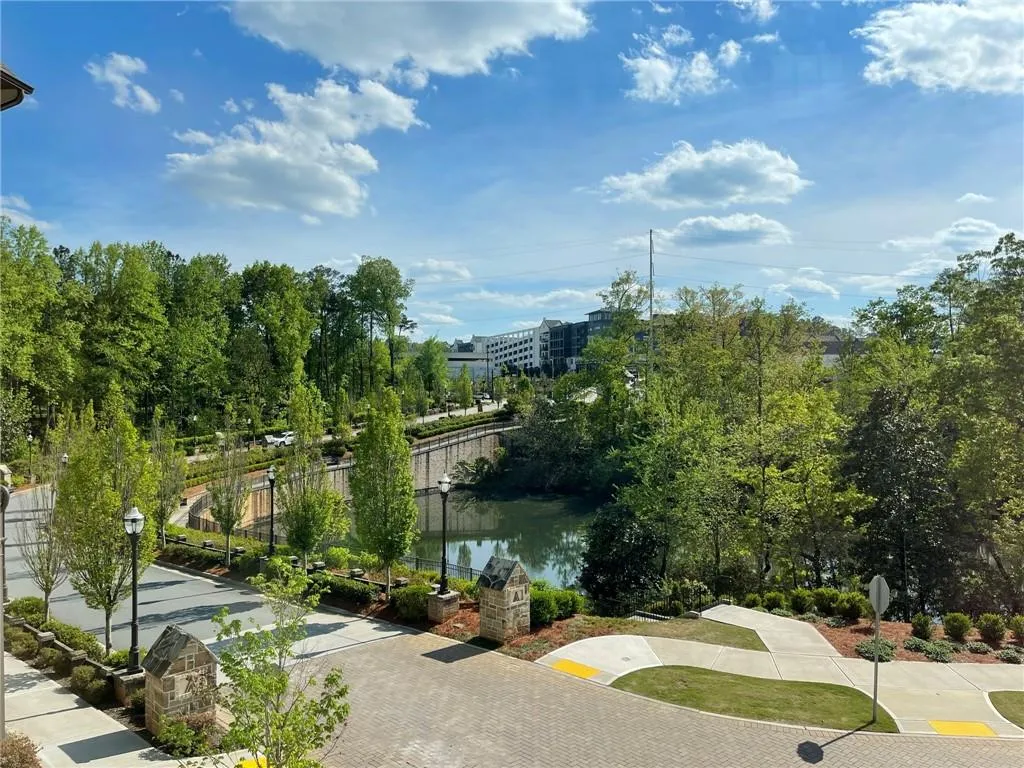 6747 Cadence Boulevard, Sandy Springs, Georgia 30328, 3 Bedrooms Bedrooms, ,3 BathroomsBathrooms,Residential,Sold,6747 Cadence Boulevard,7197446