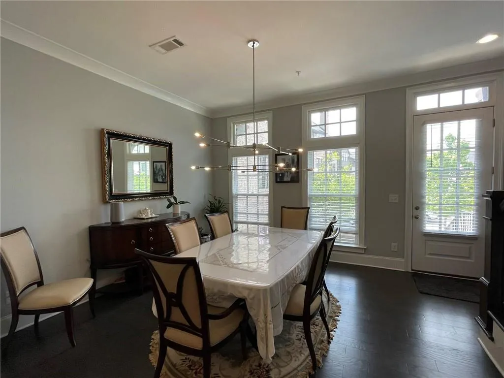 6747 Cadence Boulevard, Sandy Springs, Georgia 30328, 3 Bedrooms Bedrooms, ,3 BathroomsBathrooms,Residential,Sold,6747 Cadence Boulevard,7197446
