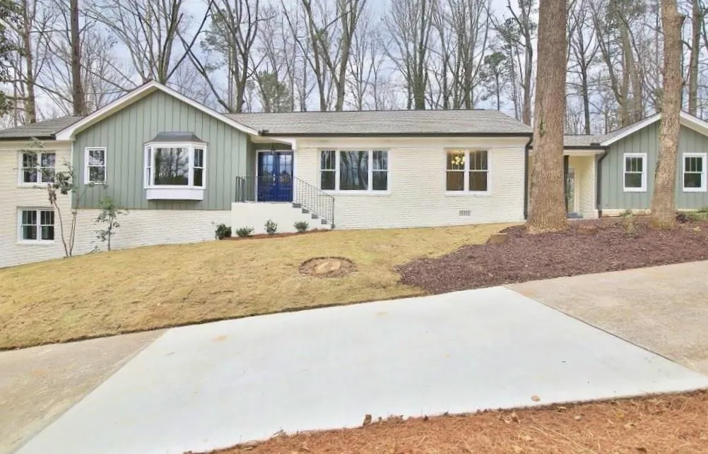 150 N Mill Road, Sandy Springs, Georgia 30328, 4 Bedrooms Bedrooms, ,3 BathroomsBathrooms,Residential,Sold,150 N Mill Road,5977954