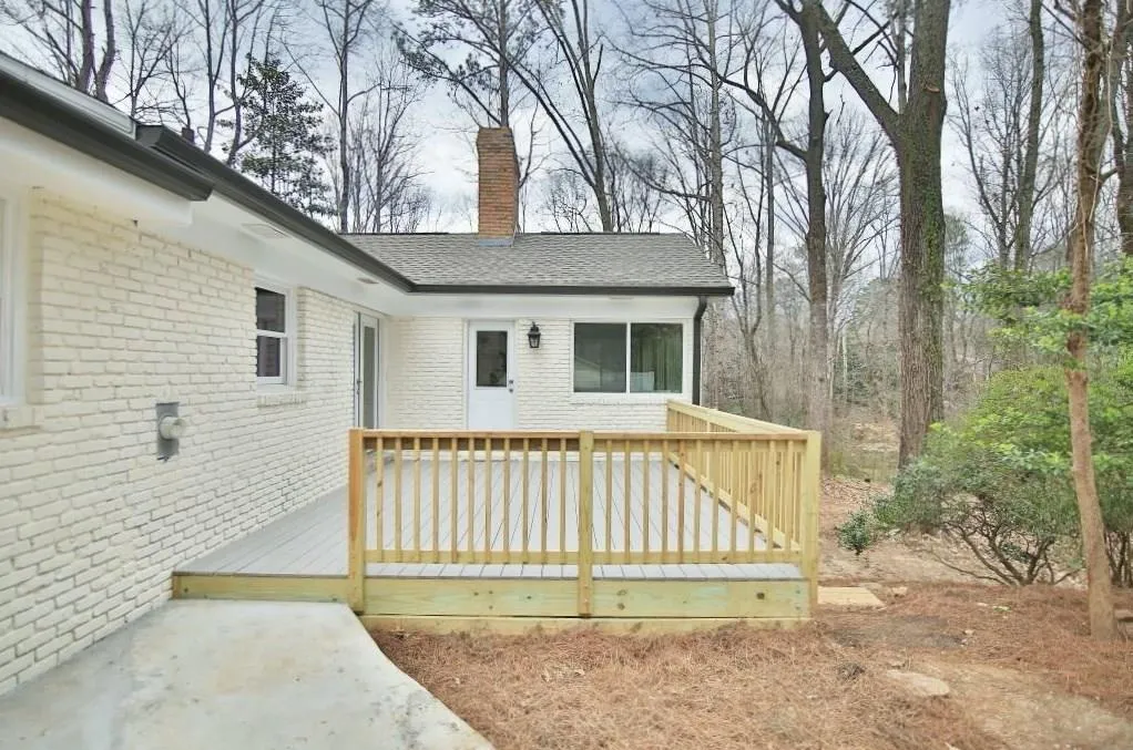 150 N Mill Road, Sandy Springs, Georgia 30328, 4 Bedrooms Bedrooms, ,3 BathroomsBathrooms,Residential,Sold,150 N Mill Road,5977954