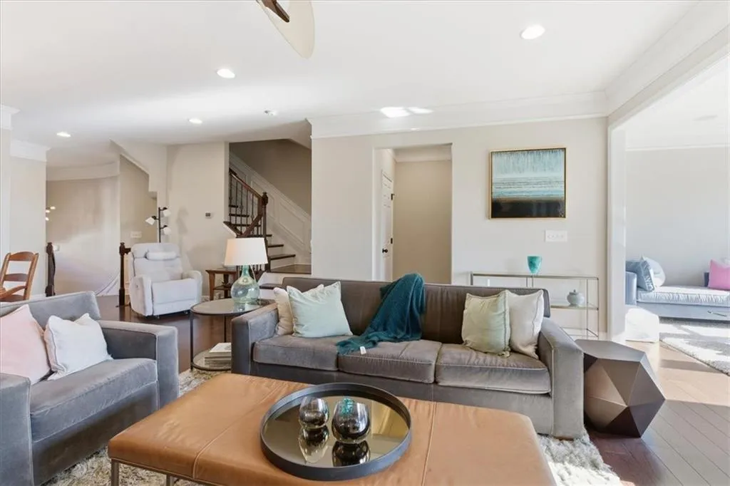 2545 Sibley Drive Ne, Atlanta, Georgia 30324, 3 Bedrooms Bedrooms, 0 ,3 BathroomsBathrooms,Residential,For Sale,2545 Sibley Drive Ne,7705902