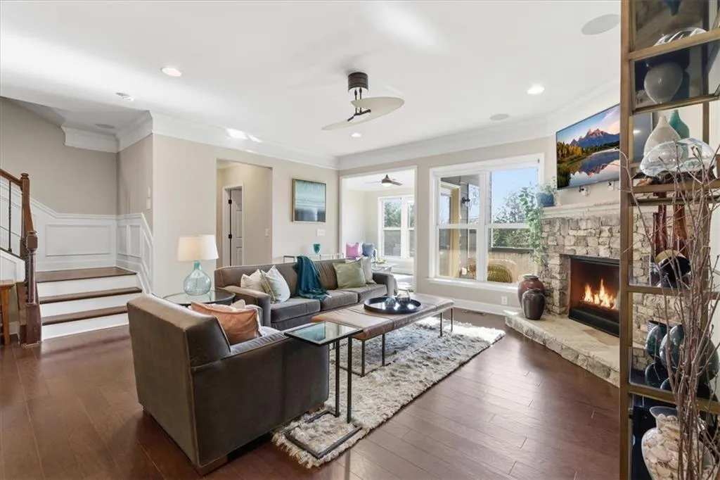 2545 Sibley Drive Ne, Atlanta, Georgia 30324, 3 Bedrooms Bedrooms, 0 ,3 BathroomsBathrooms,Residential,For Sale,2545 Sibley Drive Ne,7705902