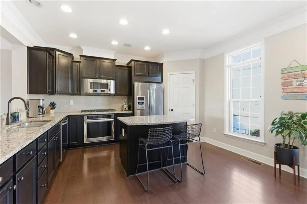 2545 Sibley Drive Ne, Atlanta, Georgia 30324, 3 Bedrooms Bedrooms, 0 ,3 BathroomsBathrooms,Residential,For Sale,2545 Sibley Drive Ne,7705902