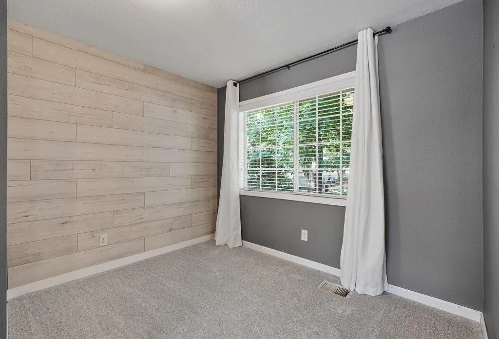 6940 Roswell Road Unit 25e, Atlanta, Georgia 30328, 1 Bedroom Bedrooms, ,1 BathroomBathrooms,Residential,Sold,6940 Roswell Road Unit 25e,7111701