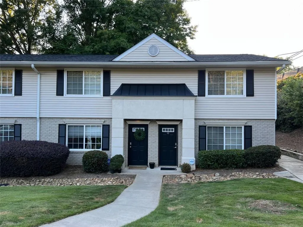 6940 Roswell Road Unit 25e, Atlanta, Georgia 30328, 1 Bedroom Bedrooms, ,1 BathroomBathrooms,Residential,Sold,6940 Roswell Road Unit 25e,7111701