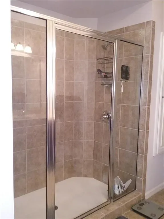 7215 Highland Bluff, Sandy Springs, Georgia 30328, 3 Bedrooms Bedrooms, ,3 BathroomsBathrooms,Residential,Sold,7215 Highland Bluff,5832121