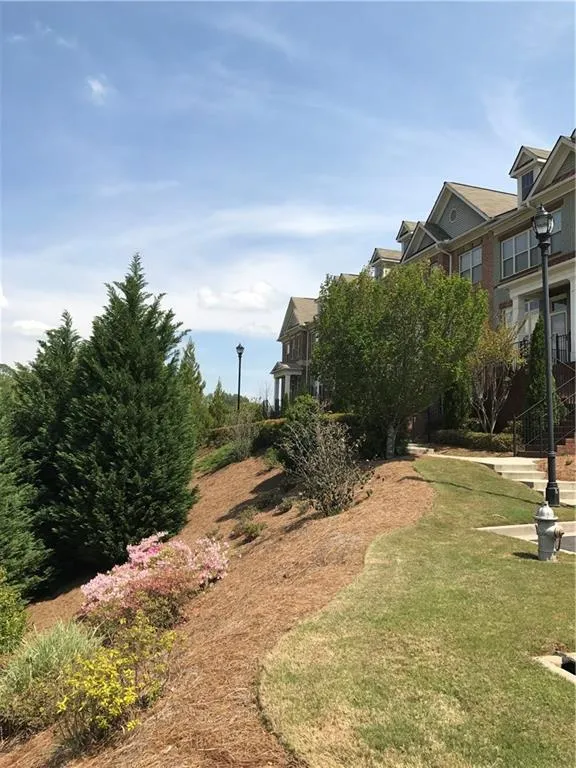 7215 Highland Bluff, Sandy Springs, Georgia 30328, 3 Bedrooms Bedrooms, ,3 BathroomsBathrooms,Residential,Sold,7215 Highland Bluff,5832121