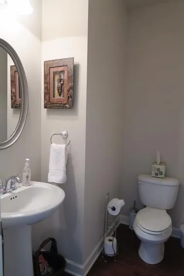 7215 Highland Bluff, Sandy Springs, Georgia 30328, 3 Bedrooms Bedrooms, ,3 BathroomsBathrooms,Residential,Sold,7215 Highland Bluff,5832121