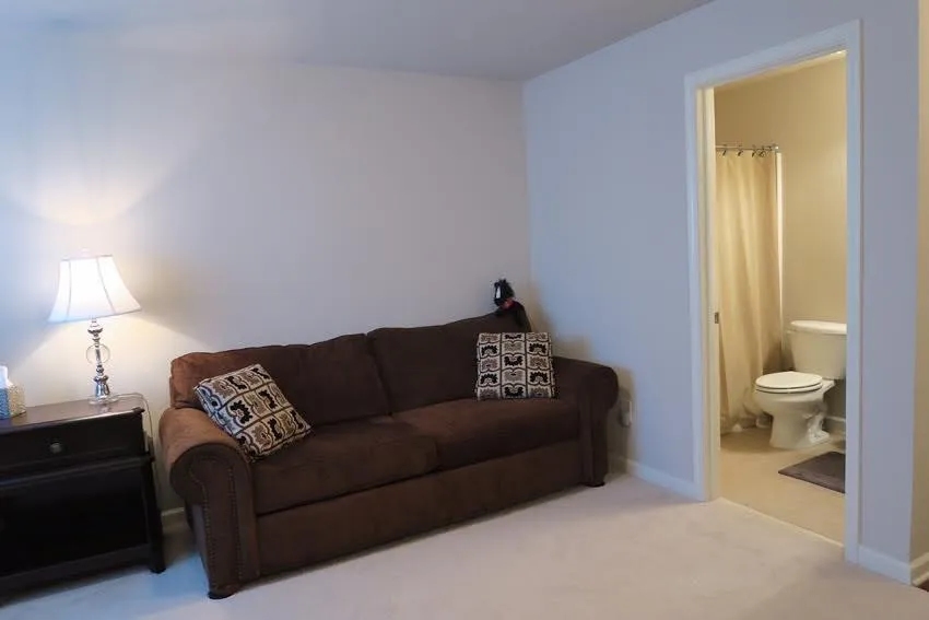 7215 Highland Bluff, Sandy Springs, Georgia 30328, 3 Bedrooms Bedrooms, ,3 BathroomsBathrooms,Residential,Sold,7215 Highland Bluff,5832121