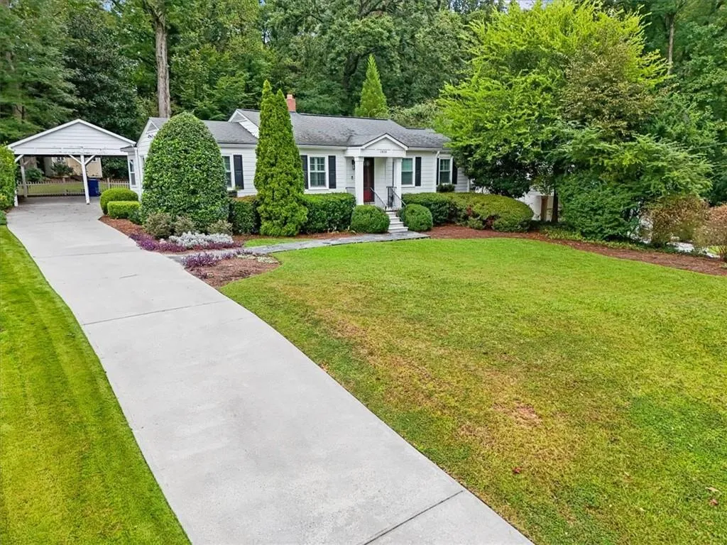 2838 N Thompson Road Ne, Atlanta, Georgia 30319, 3 Bedrooms Bedrooms, 0 ,2 BathroomsBathrooms,Residential,For Sale,2838 N Thompson Road Ne,7849968