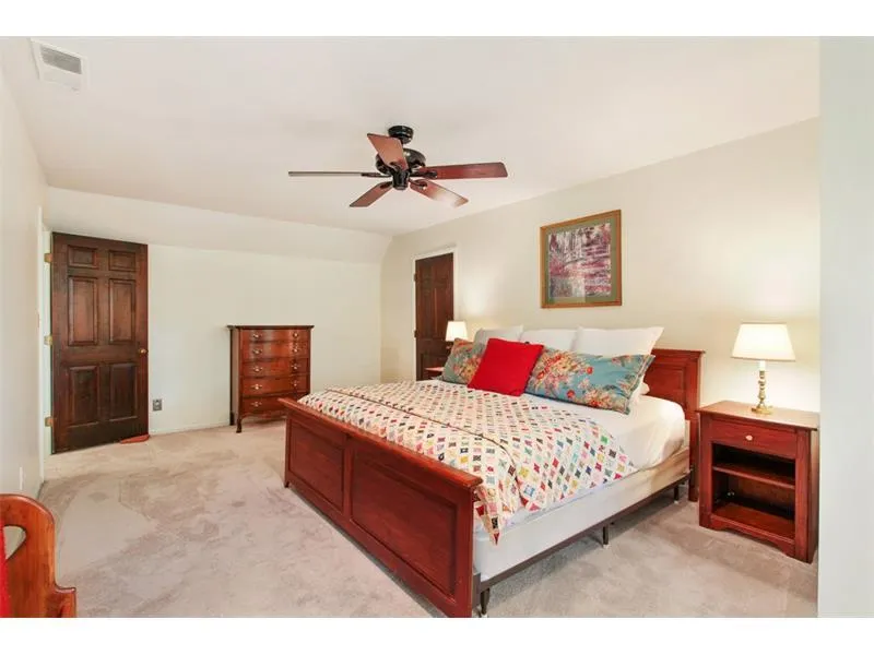 200 Old College Way, Sandy Springs, Georgia 30328, 5 Bedrooms Bedrooms, ,3 BathroomsBathrooms,Residential,Sold,200 Old College Way,5868261