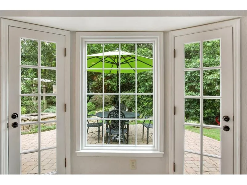 200 Old College Way, Sandy Springs, Georgia 30328, 5 Bedrooms Bedrooms, ,3 BathroomsBathrooms,Residential,Sold,200 Old College Way,5868261