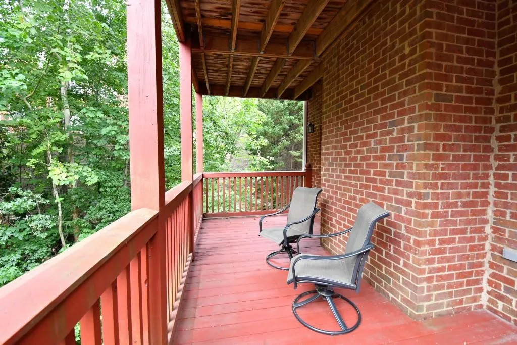 117 Brickstone Drive, Sandy Springs, Georgia 30339, 4 Bedrooms Bedrooms, ,3 BathroomsBathrooms,Residential,Sold,117 Brickstone Drive,5902351