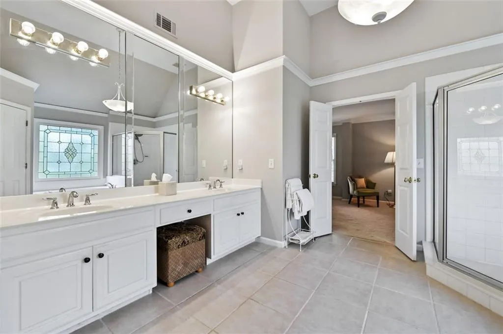 730 Hunting View Point, Atlanta, Georgia 30328, 4 Bedrooms Bedrooms, ,3 BathroomsBathrooms,Residential,Sold,730 Hunting View Point,6900036