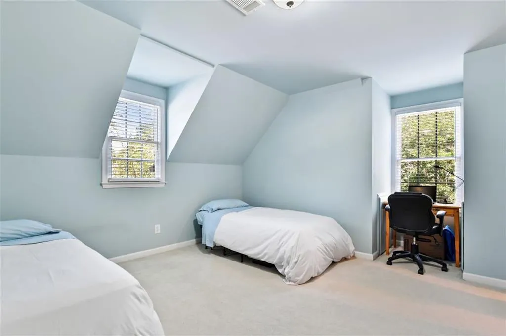 730 Hunting View Point, Atlanta, Georgia 30328, 4 Bedrooms Bedrooms, ,3 BathroomsBathrooms,Residential,Sold,730 Hunting View Point,6900036