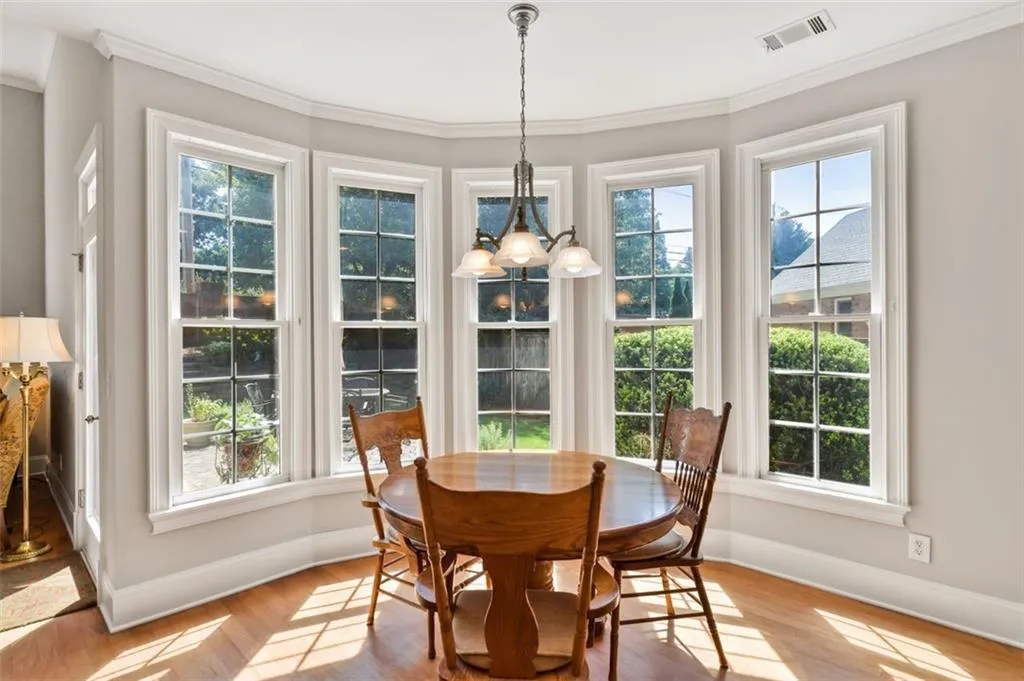 730 Hunting View Point, Atlanta, Georgia 30328, 4 Bedrooms Bedrooms, ,3 BathroomsBathrooms,Residential,Sold,730 Hunting View Point,6900036