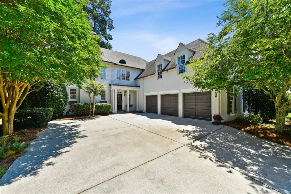 730 Hunting View Point, Atlanta, Georgia 30328, 4 Bedrooms Bedrooms, ,3 BathroomsBathrooms,Residential,Sold,730 Hunting View Point,6900036