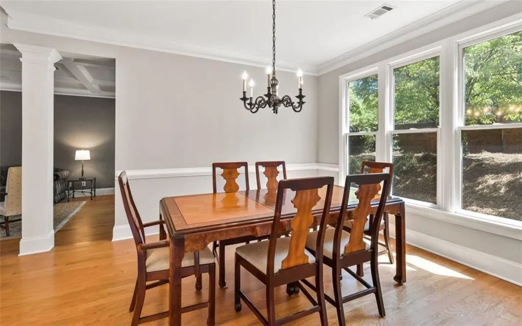 730 Hunting View Point, Atlanta, Georgia 30328, 4 Bedrooms Bedrooms, ,3 BathroomsBathrooms,Residential,Sold,730 Hunting View Point,6900036
