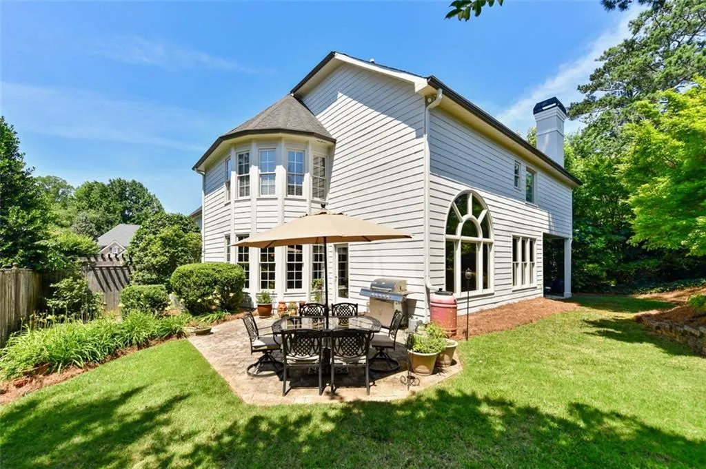 730 Hunting View Point, Atlanta, Georgia 30328, 4 Bedrooms Bedrooms, ,3 BathroomsBathrooms,Residential,Sold,730 Hunting View Point,6900036