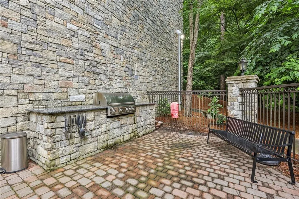 3280 Stillhouse Lane Se Unit 212, Atlanta, Georgia 30339, 3 Bedrooms Bedrooms, ,3 BathroomsBathrooms,Residential,For Sale,3280 Stillhouse Lane Se Unit 212,7585356