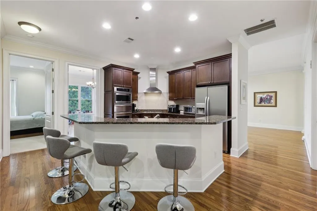 3280 Stillhouse Lane Se Unit 212, Atlanta, Georgia 30339, 3 Bedrooms Bedrooms, ,3 BathroomsBathrooms,Residential,For Sale,3280 Stillhouse Lane Se Unit 212,7585356