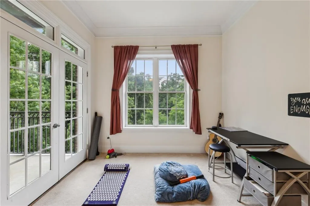 3280 Stillhouse Lane Se Unit 212, Atlanta, Georgia 30339, 3 Bedrooms Bedrooms, ,3 BathroomsBathrooms,Residential,For Sale,3280 Stillhouse Lane Se Unit 212,7585356