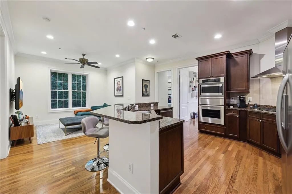 3280 Stillhouse Lane Se Unit 212, Atlanta, Georgia 30339, 3 Bedrooms Bedrooms, ,3 BathroomsBathrooms,Residential,For Sale,3280 Stillhouse Lane Se Unit 212,7585356