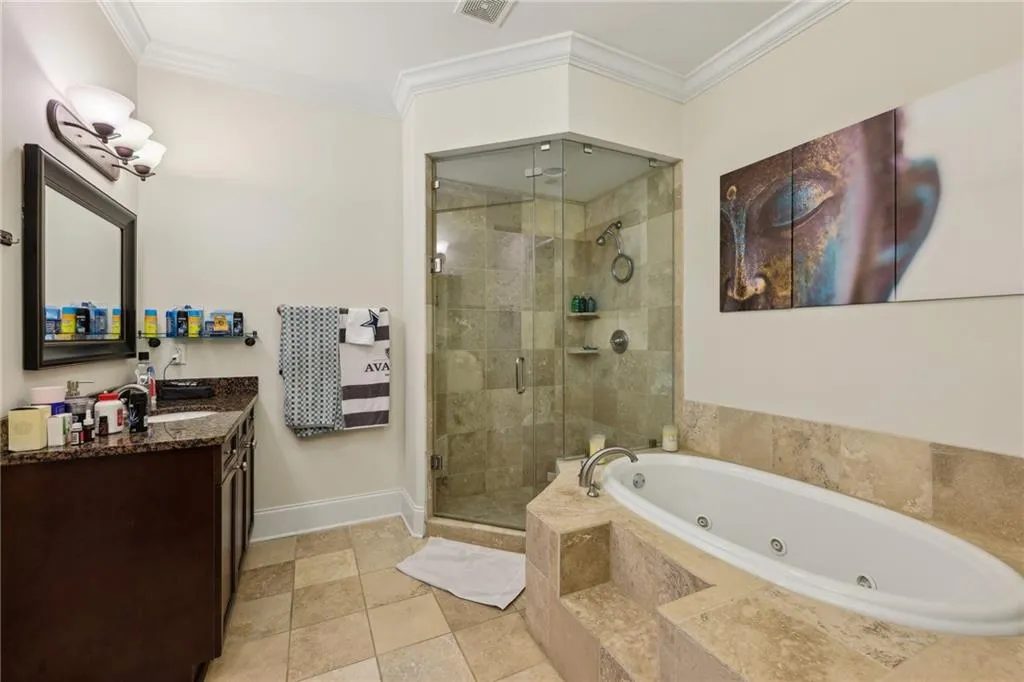 3280 Stillhouse Lane Se Unit 212, Atlanta, Georgia 30339, 3 Bedrooms Bedrooms, ,3 BathroomsBathrooms,Residential,For Sale,3280 Stillhouse Lane Se Unit 212,7585356