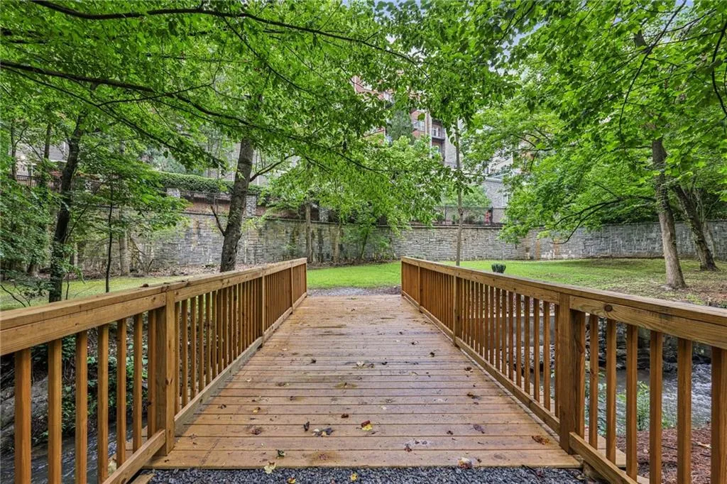 3280 Stillhouse Lane Se Unit 212, Atlanta, Georgia 30339, 3 Bedrooms Bedrooms, ,3 BathroomsBathrooms,Residential,For Sale,3280 Stillhouse Lane Se Unit 212,7585356