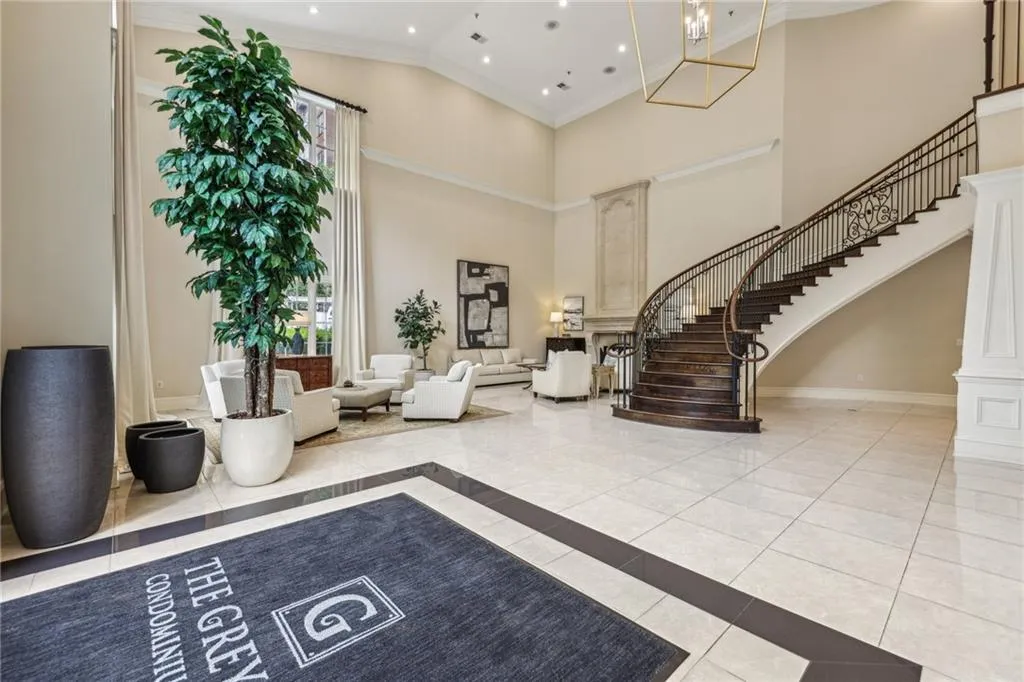 3280 Stillhouse Lane Se Unit 212, Atlanta, Georgia 30339, 3 Bedrooms Bedrooms, ,3 BathroomsBathrooms,Residential,For Sale,3280 Stillhouse Lane Se Unit 212,7585356